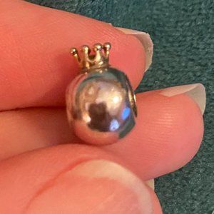 Pandora O Crown Charm